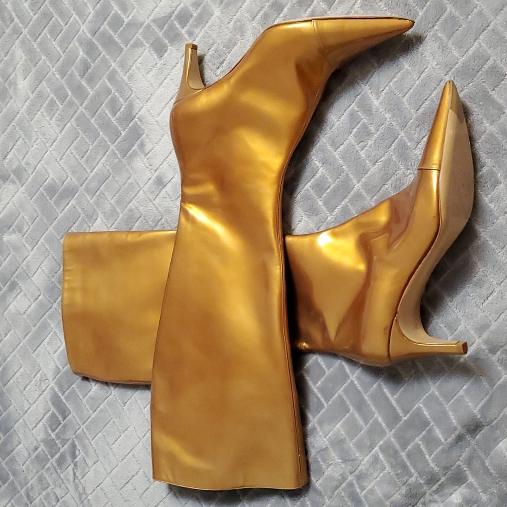 Knee high GOLD patent leather Bruno Magli SAMPLE boots